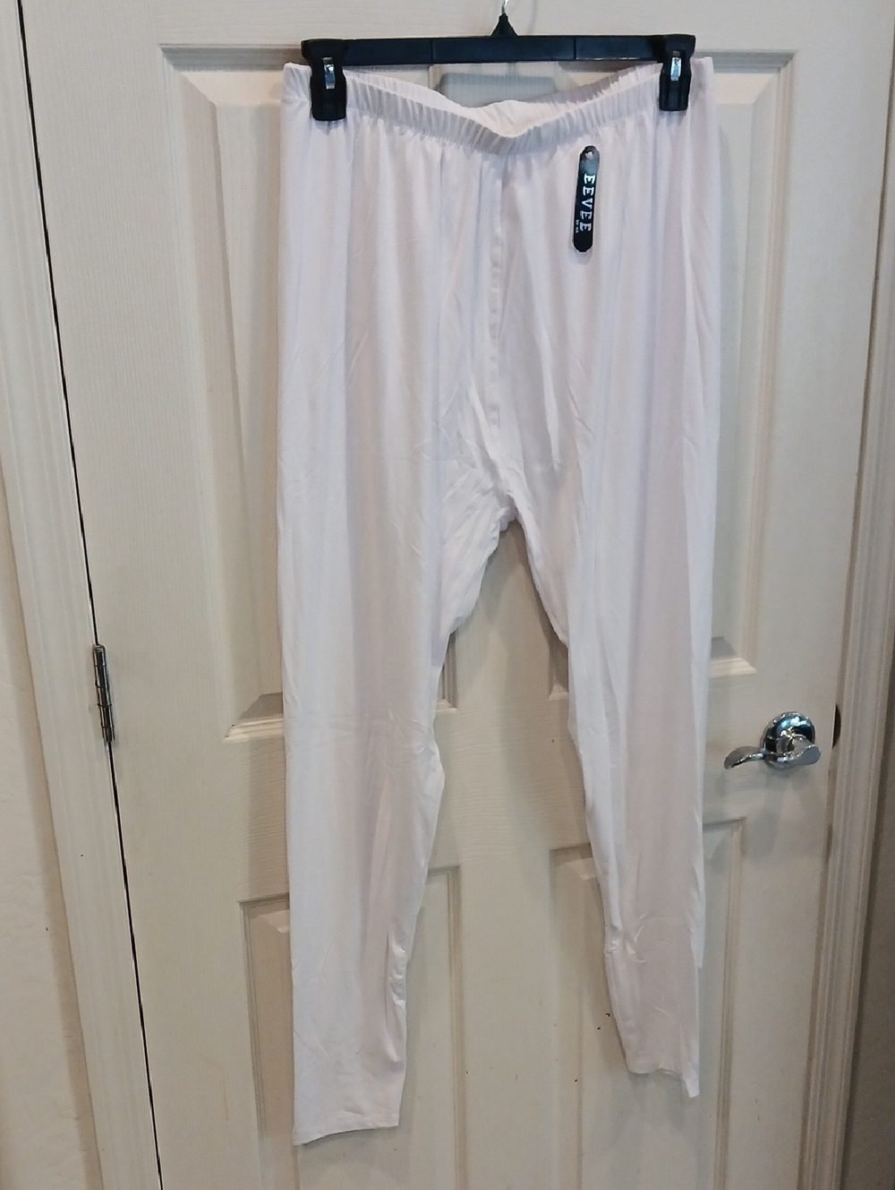 Eevee Women's White Leggings